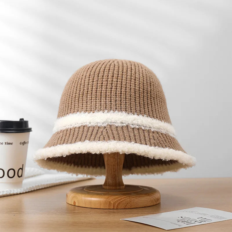 Women’s Color Block Fluffy Bucket Hat
