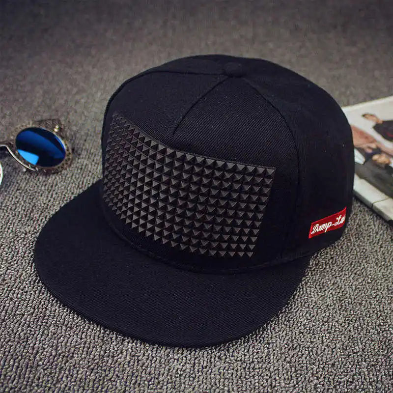 Plastic Triangle Flat-Brim Hip Hop Snapback Cap