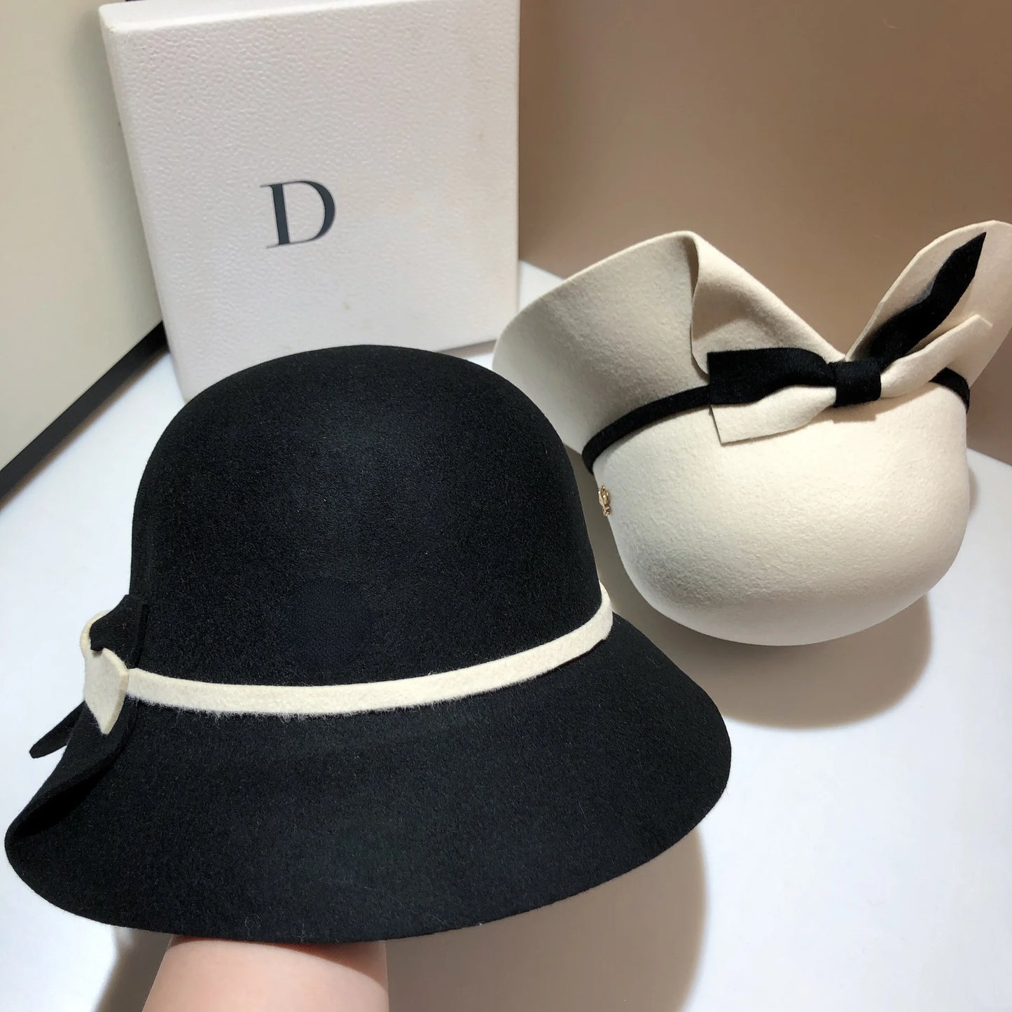 Double Sided Wool Bow Bucket Hat