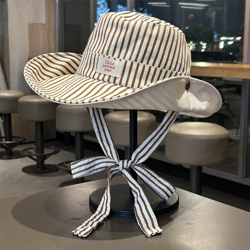 Reversible Striped Large Brim Bucket Hat