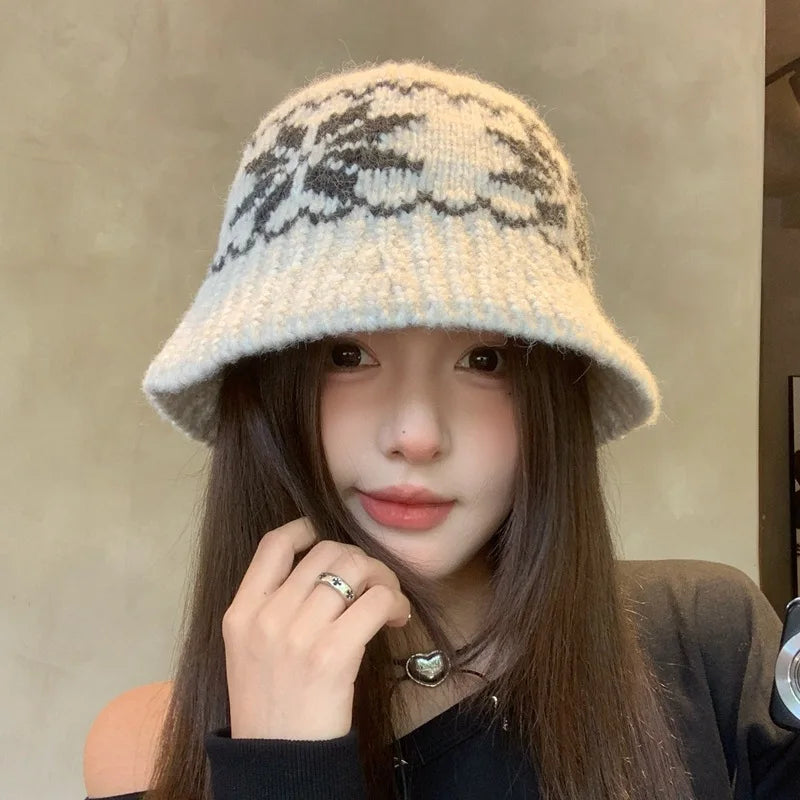 Vintage Ethnic Jacquard Ear Protection Bucket Hat