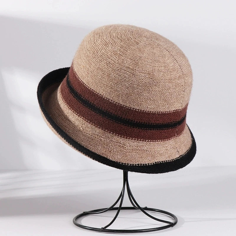 Rolled-Brim Women's Winter Bucket Hat