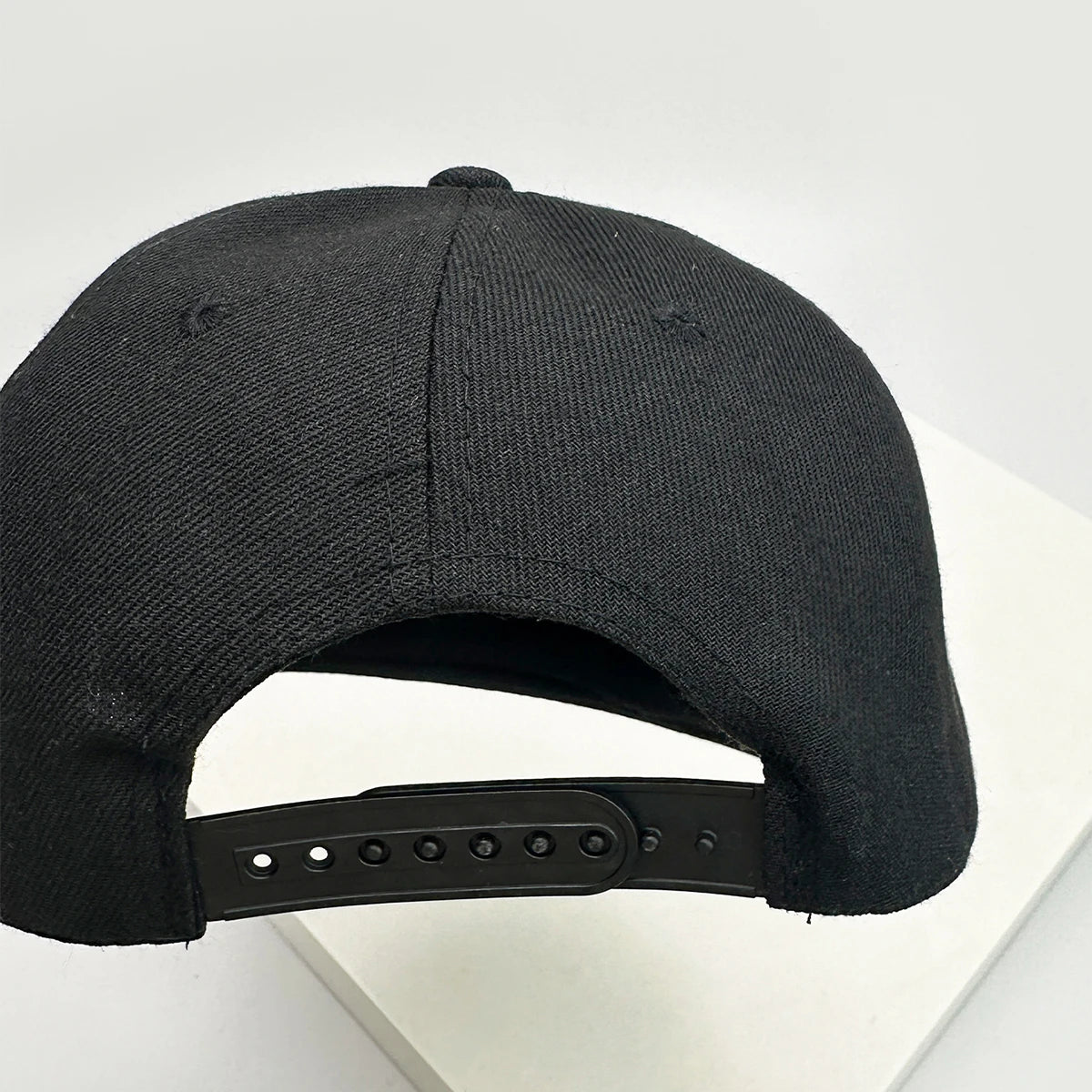 Arrow Eye Letter Embroidery Snapback Cap
