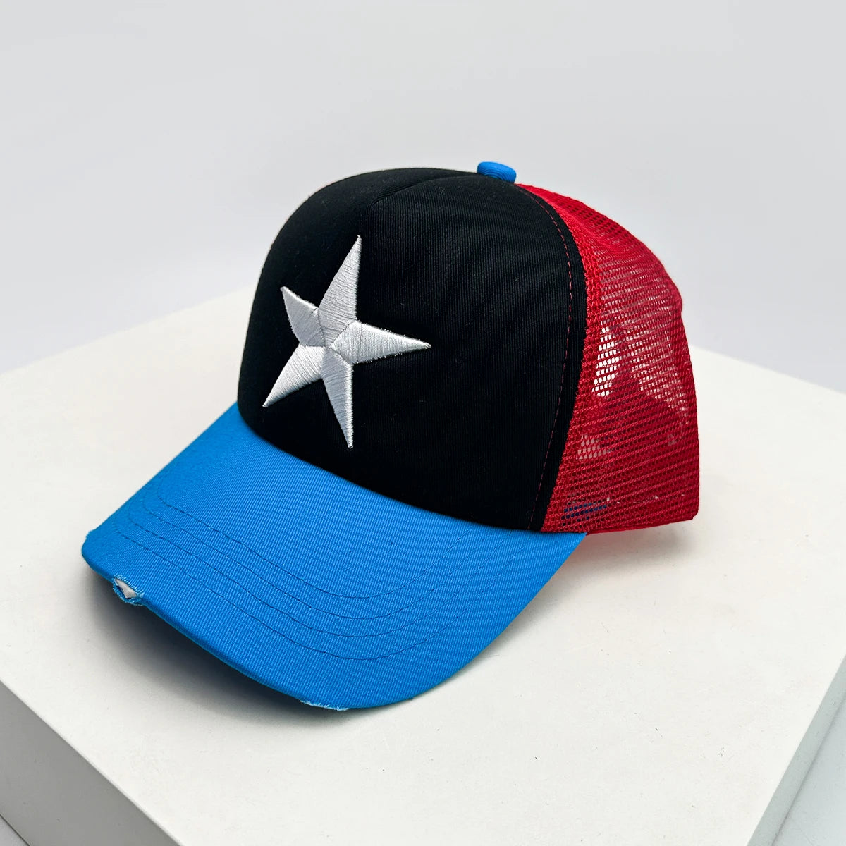 Five Pointed Star Embroidered Color Block Baseball Hat