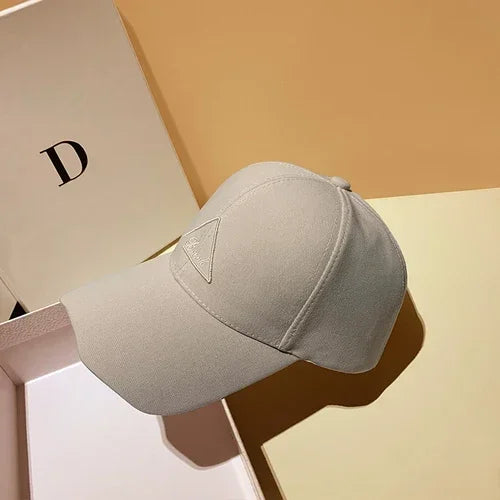 Unisex Wavy Embroidered Snapback Baseball Cap