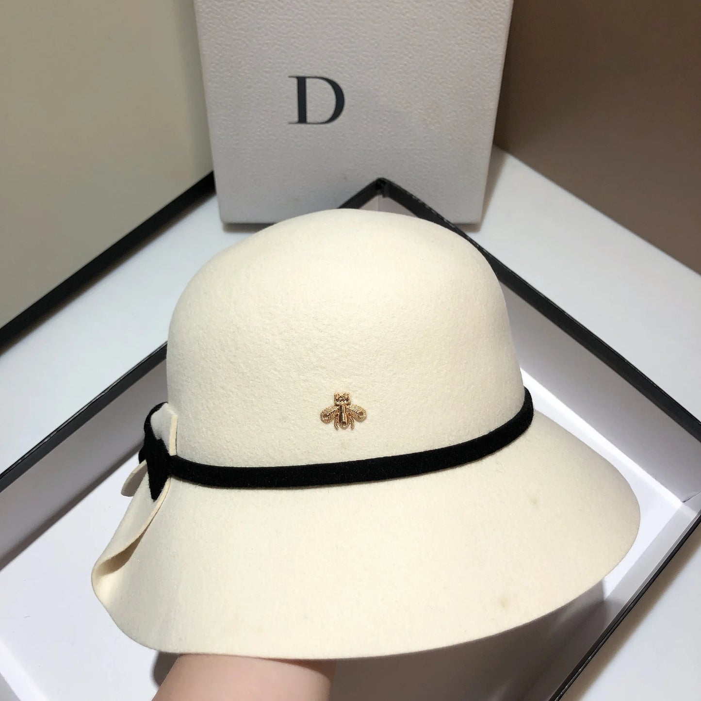Double Sided Wool Bow Bucket Hat