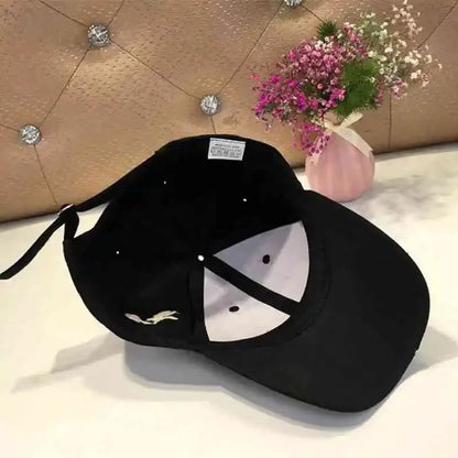 Hanhua Plum Blossom Long Brim Baseball Cap