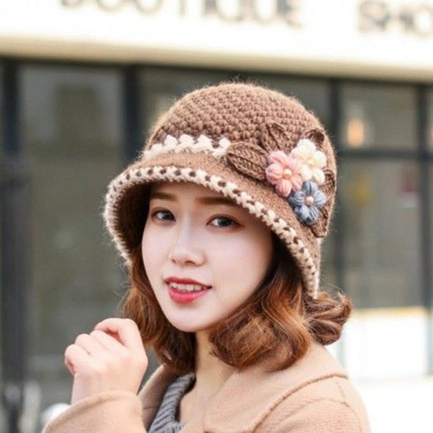 Women’s Flower Lined Wool Knit Bucket Hat