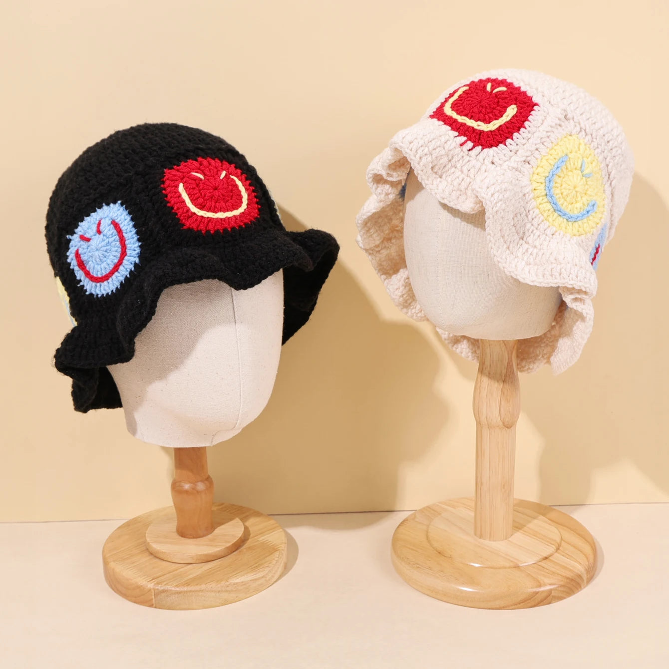 Cute Smiling Warm Knitted Bucket Hat