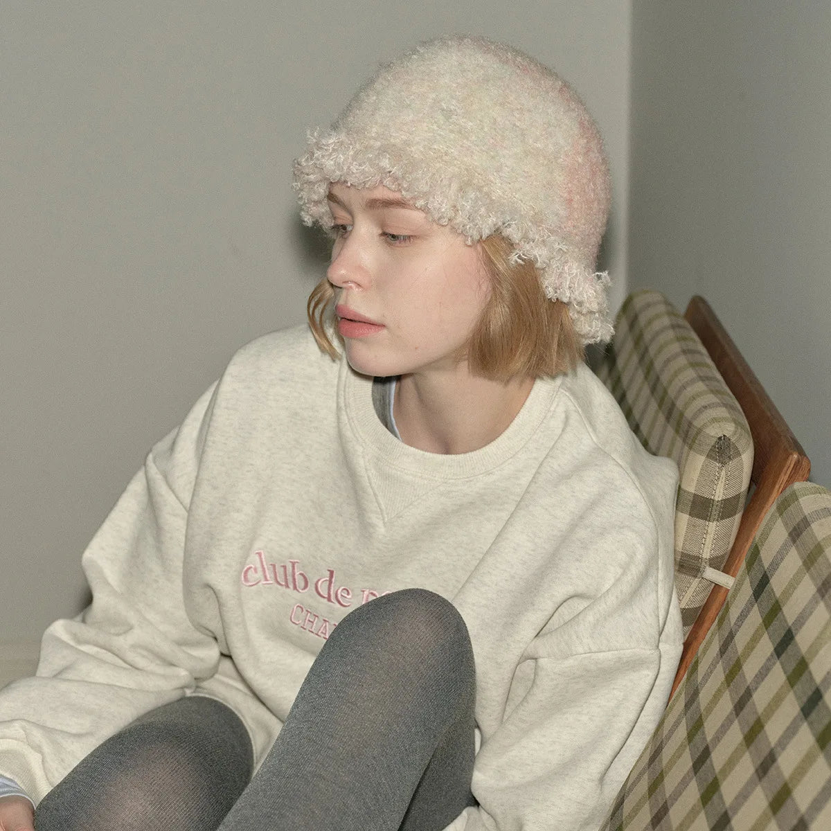 Color Block Fringe Knit Bucket Hat