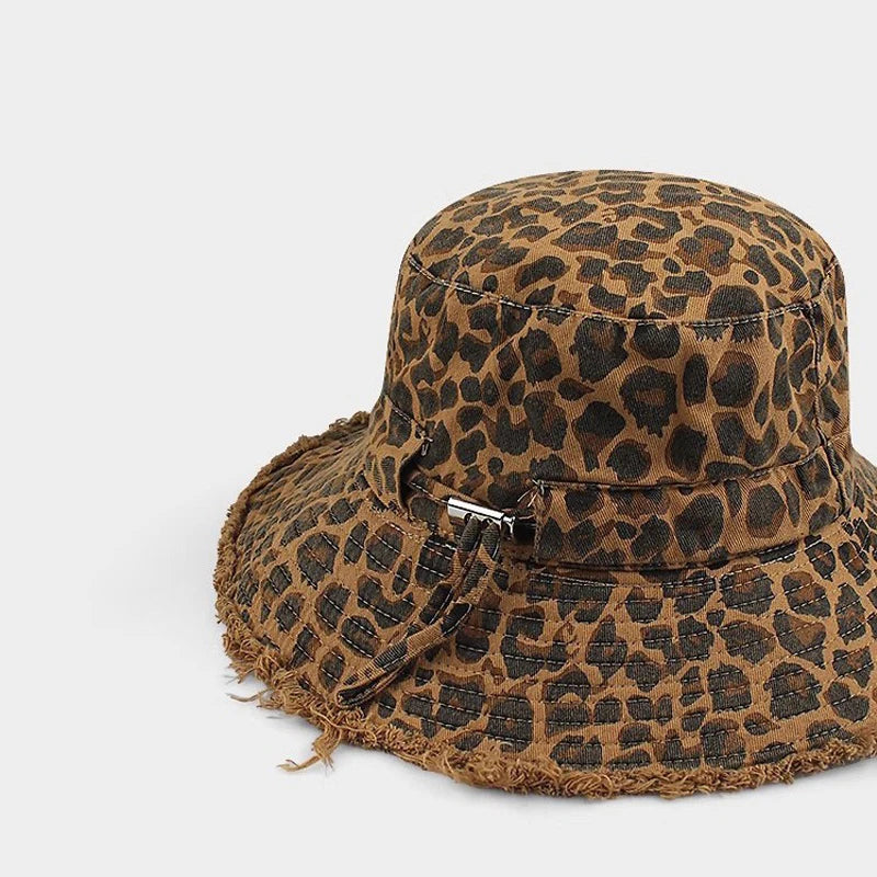 Women’s Leopard Print Raw Edge Bucket Hat