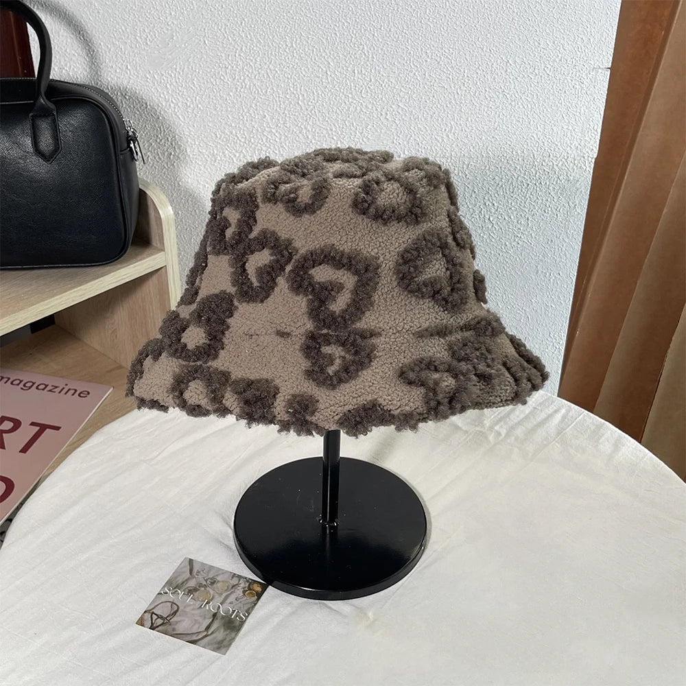 Lambskin Love Jacquard Warm Bucket Hat