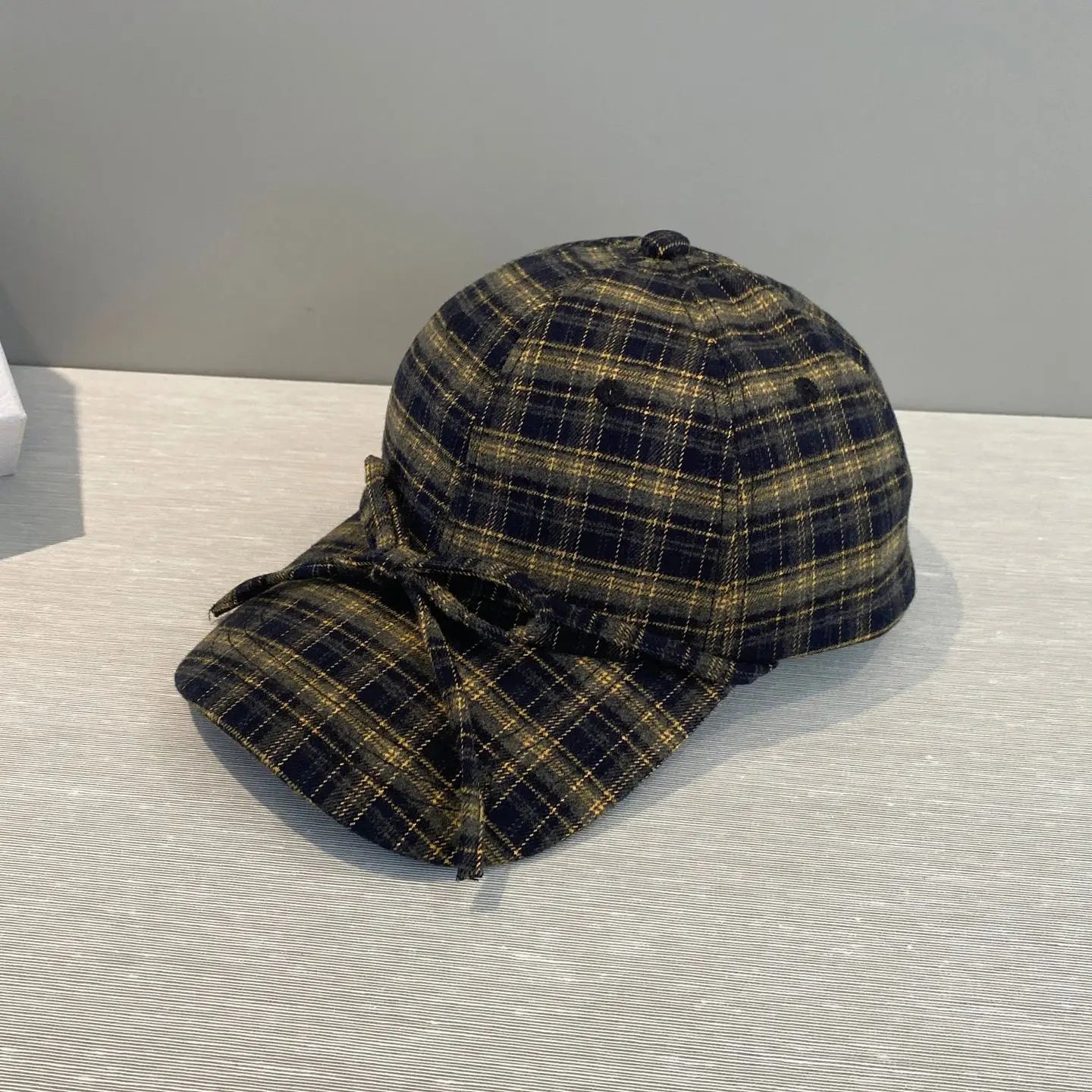 Woolen Check Bow Baseball Cap