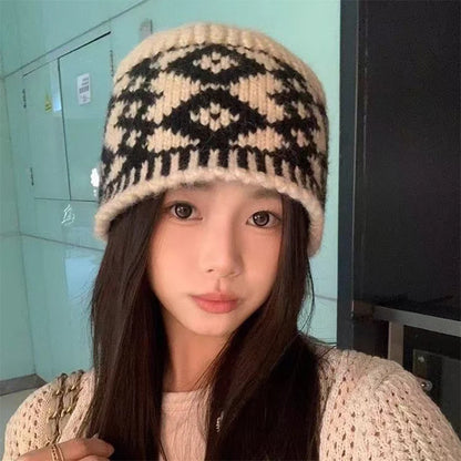 Womens Knit Wool Vintage Checkered Bucket Hat