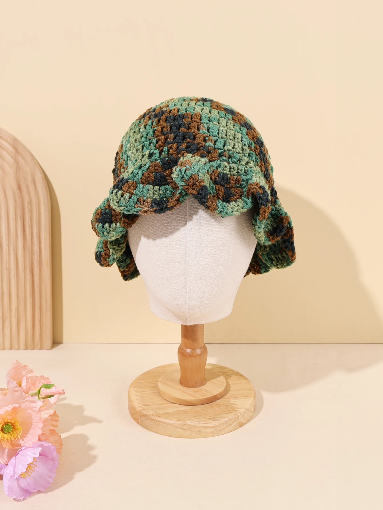 Green Brown Retro Hand Woven Bucket Hat