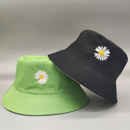 Reversible Daisy Embroidered Harajuku Bucket Hat