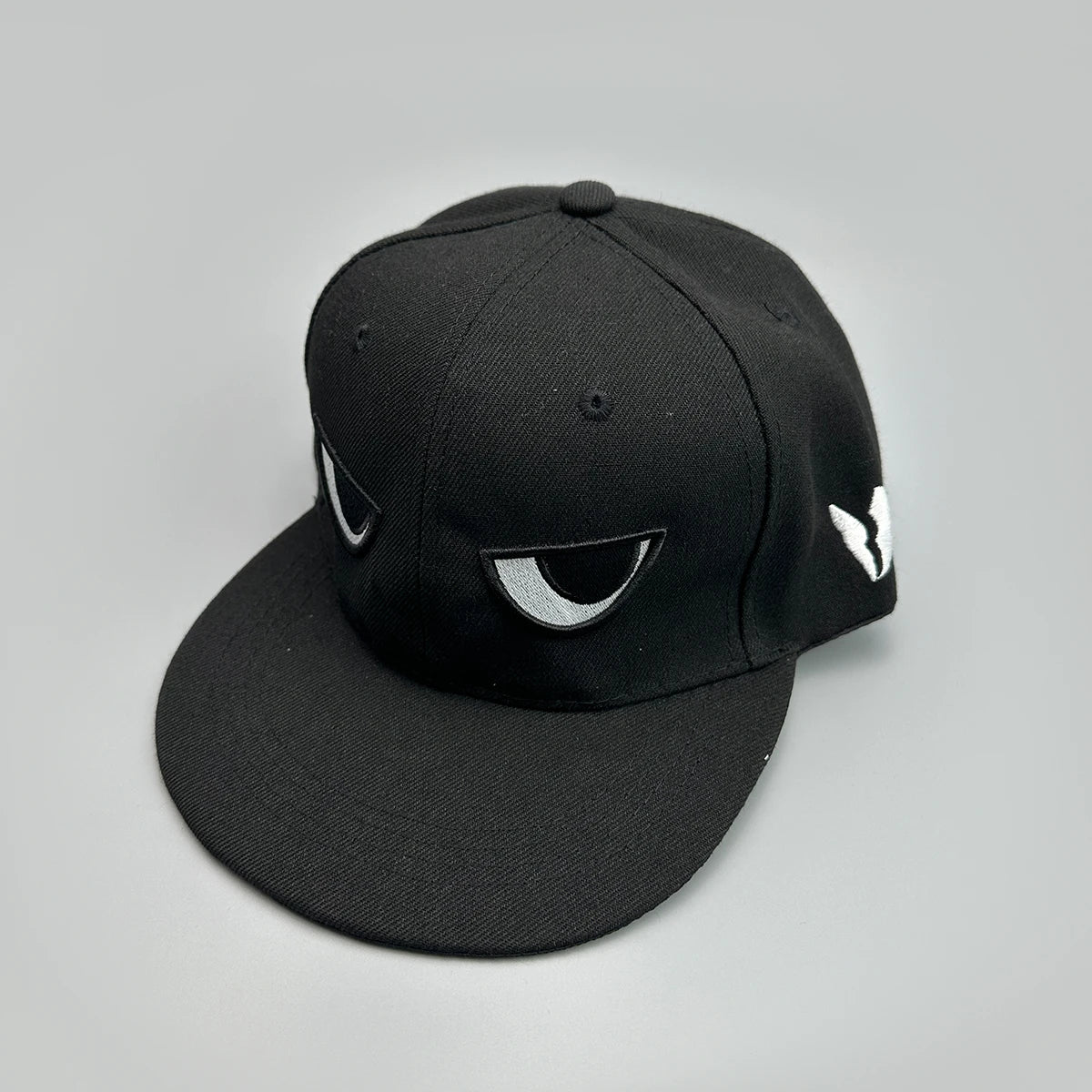 Funny Arrow Eye Embroidery Hip Hop Snapback Cap