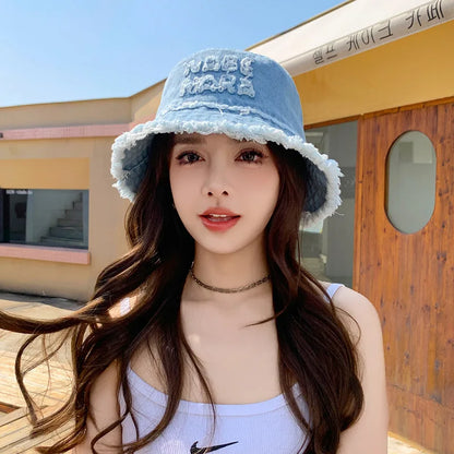 Women’s Vintage Denim Raw-edged Bucket Hat