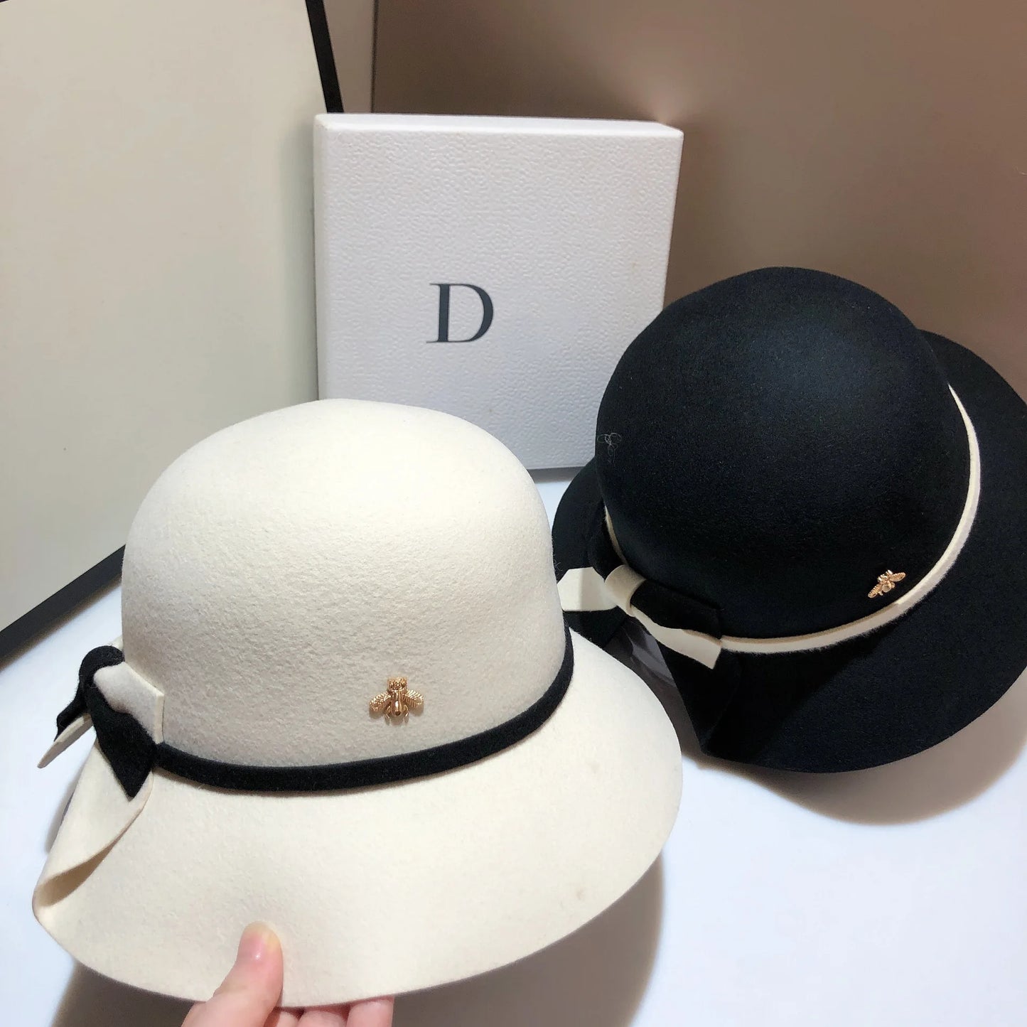 Double Sided Wool Bow Bucket Hat