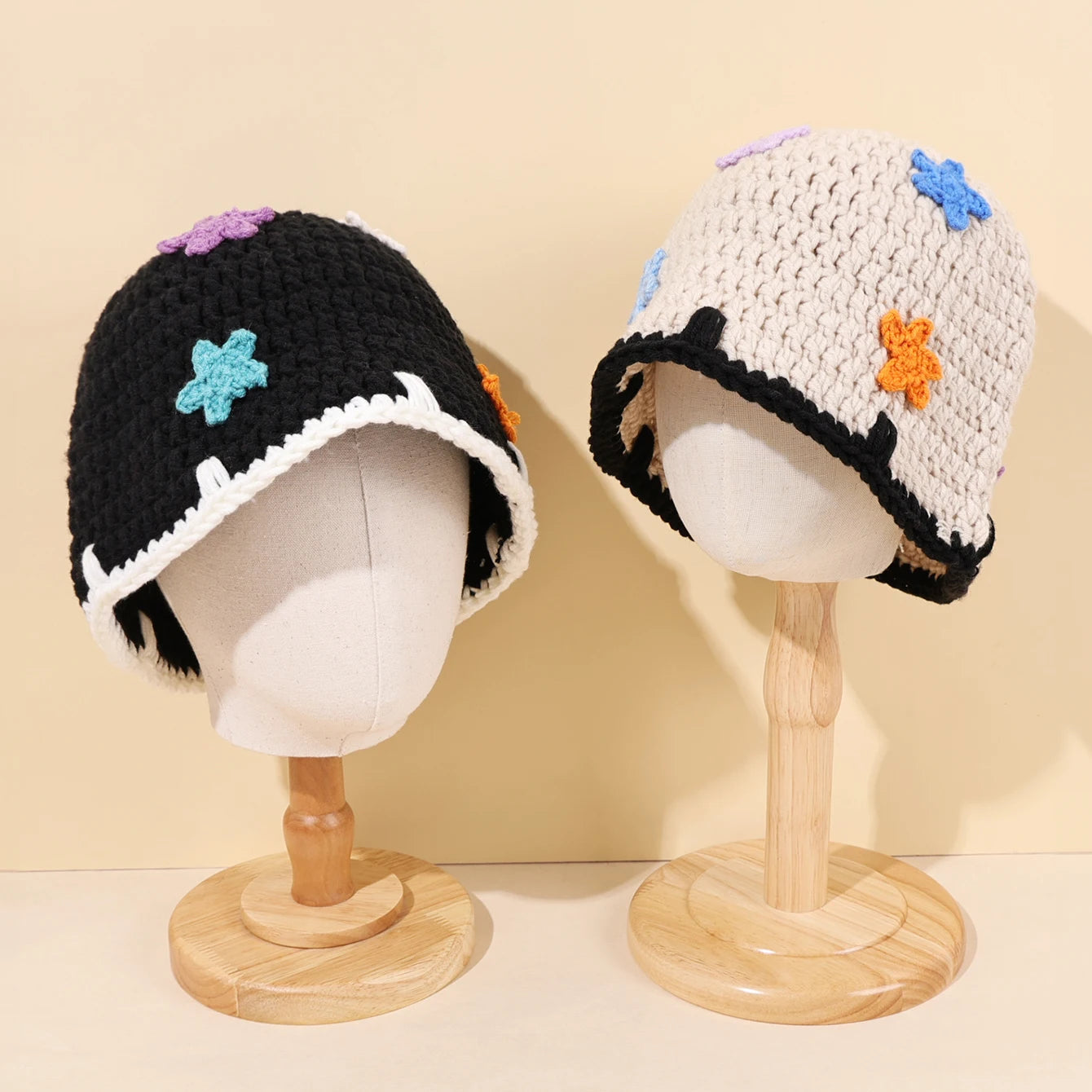 Hand Woven Colorful Star Scallop Knitted Bucket Hat