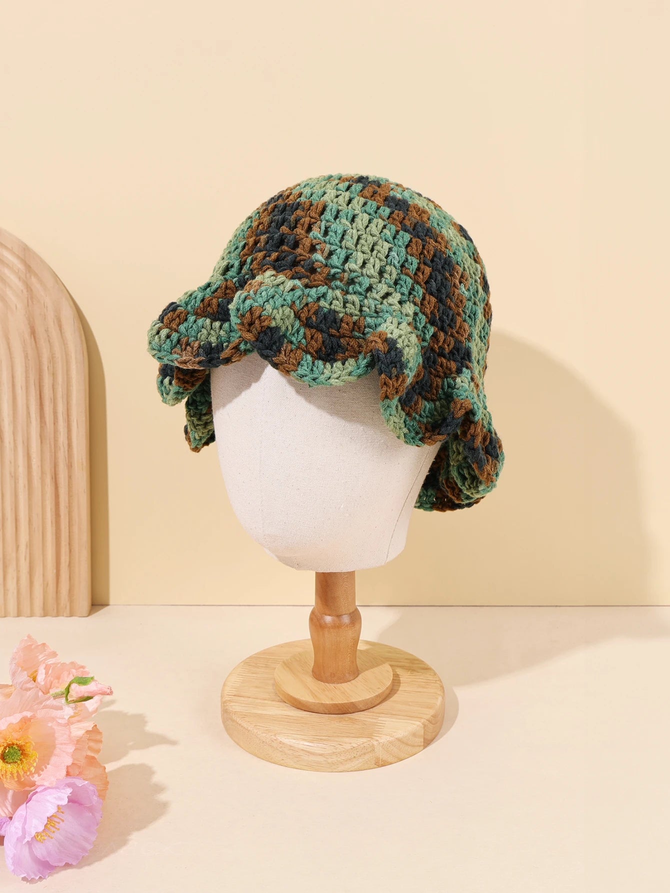 Green Brown Retro Hand Woven Bucket Hat