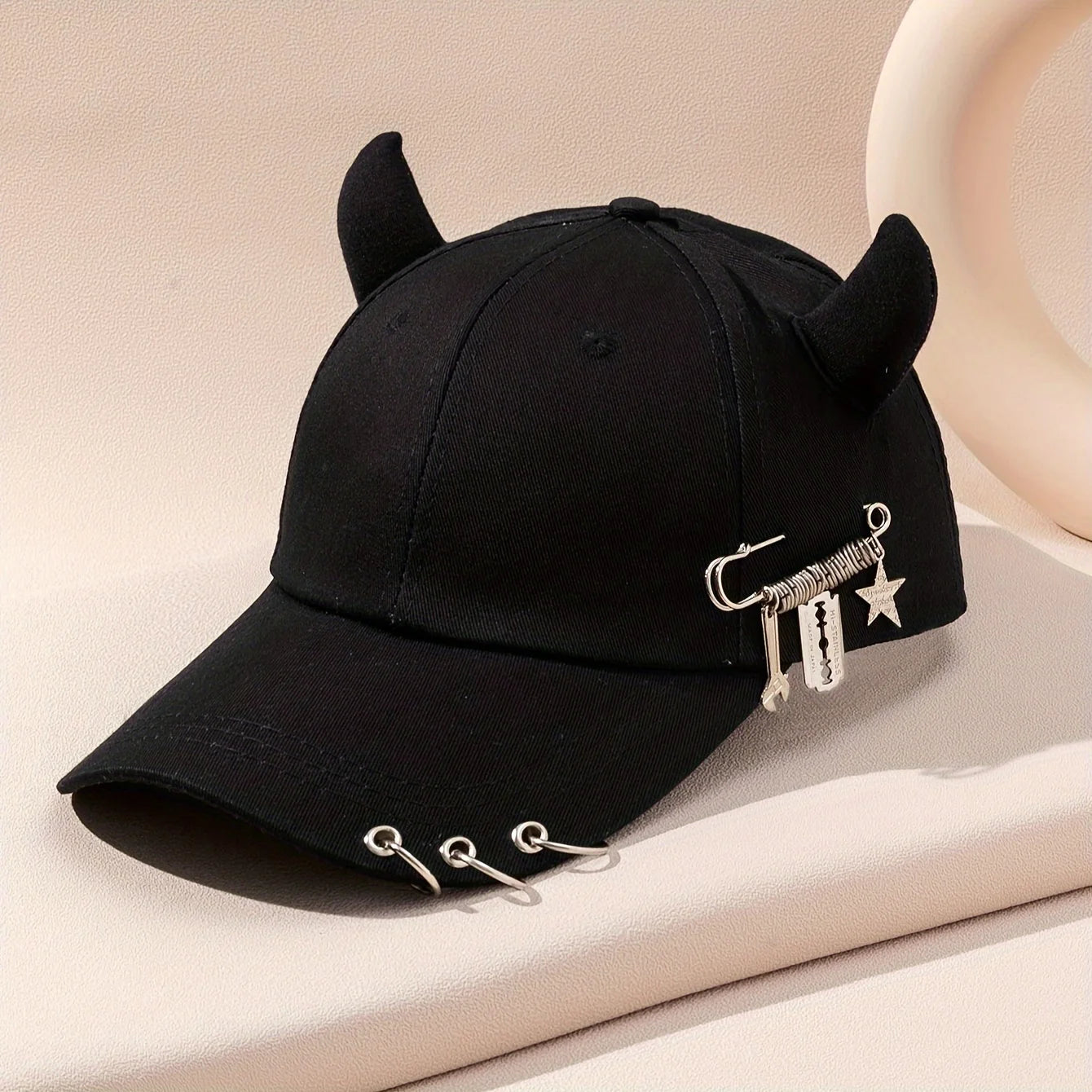 Cow Horn Iron Ring Baseball Cap
