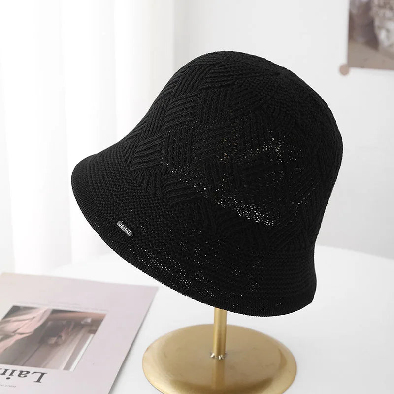 Women’s Retro Knit Bucket Hat
