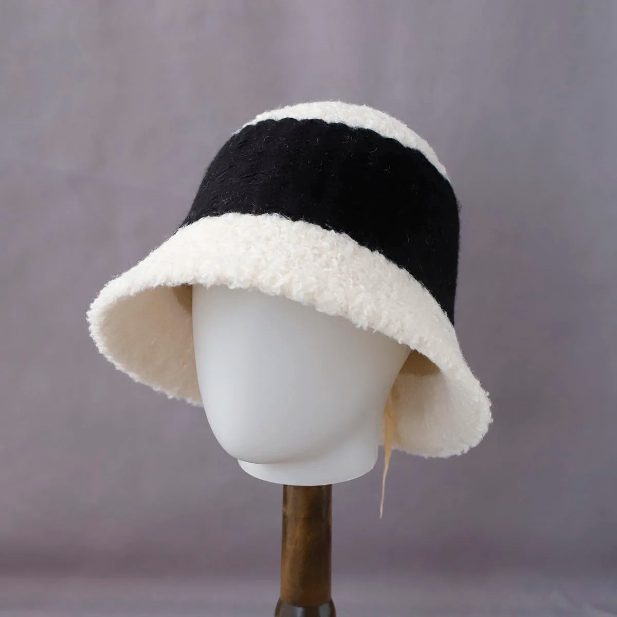 Women's Spliced Color Wool Knitted Bucket Hat
