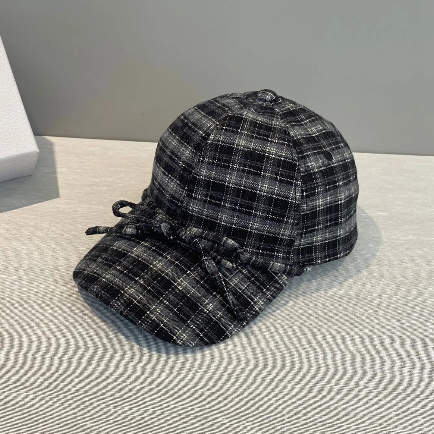 Woolen Check Bow Baseball Cap