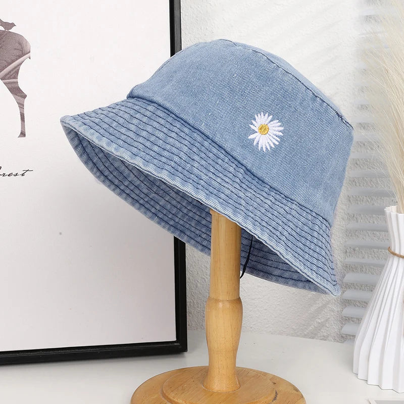 Vintage Daisy Embroidery Cowboy Bucket Hat