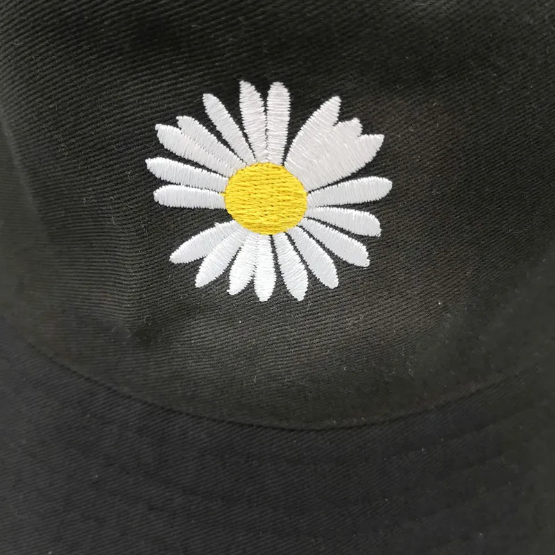 Reversible Daisy Embroidered Harajuku Bucket Hat