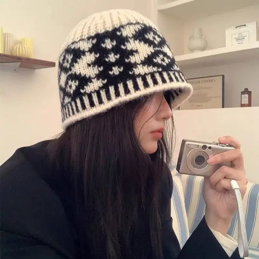 Womens Knit Wool Vintage Checkered Bucket Hat