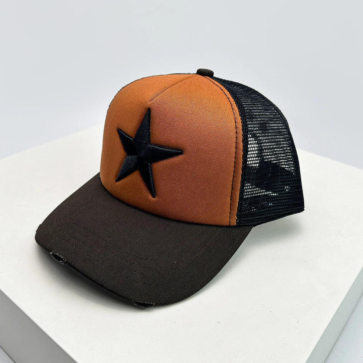 Five Pointed Star Embroidered Color Block Baseball Hat