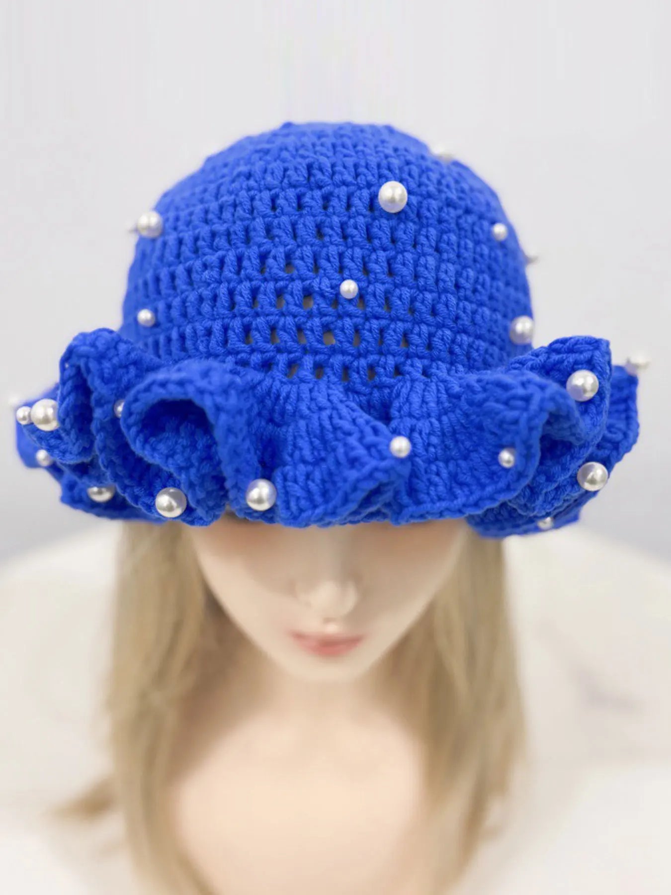 Women’s Pearl Ruffled Crochet Knit Bucket Hat