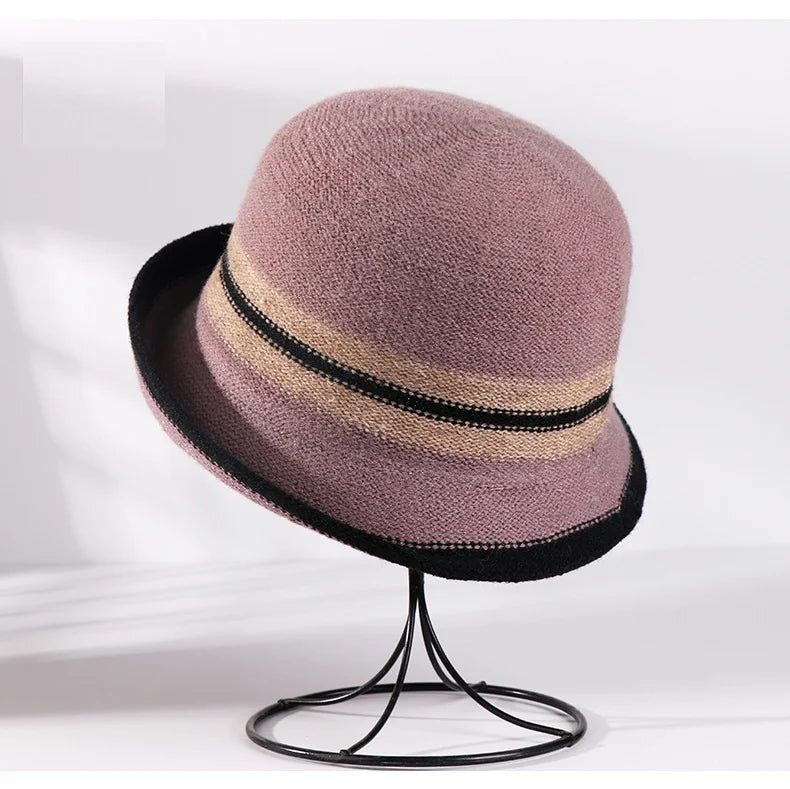 Rolled-Brim Women's Winter Bucket Hat