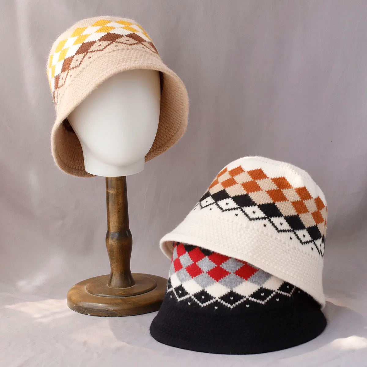 Women's Striped Wool Knitted Bucket Hat