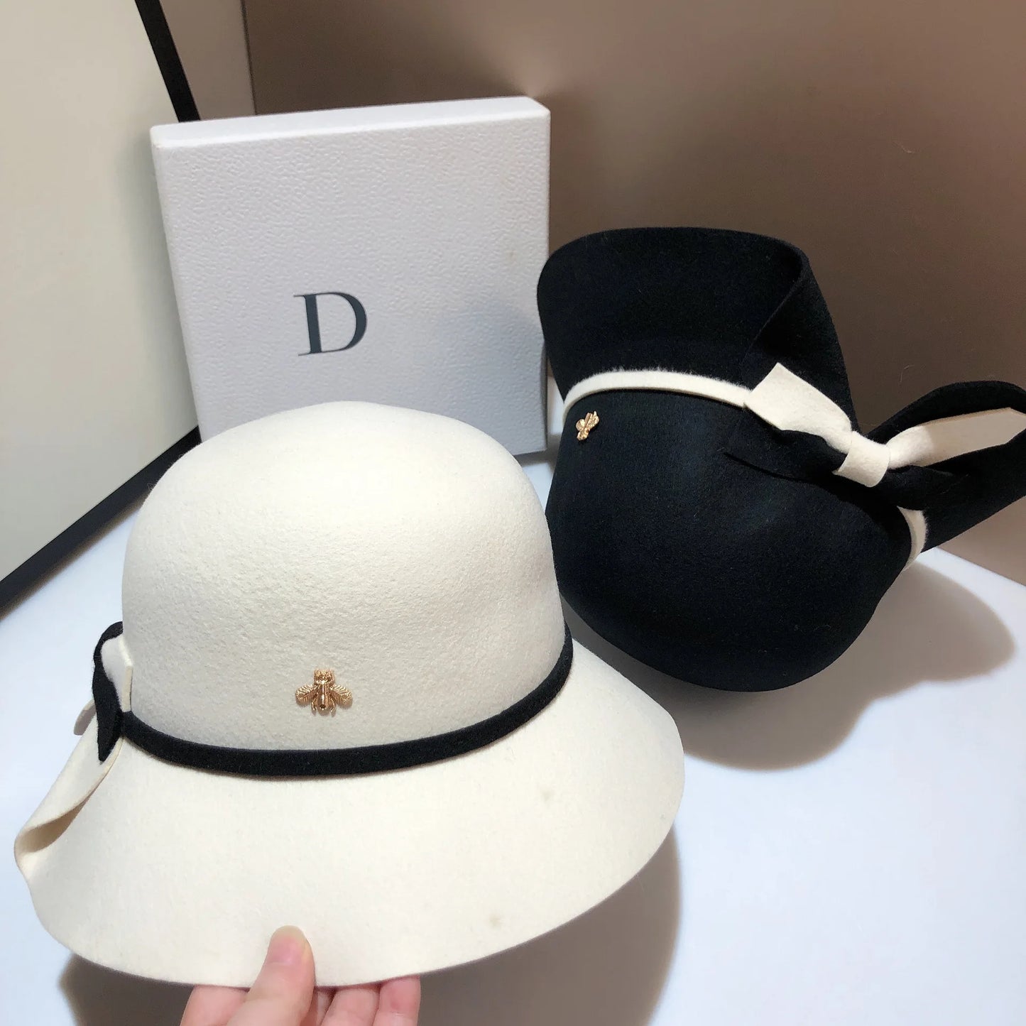 Double Sided Wool Bow Bucket Hat