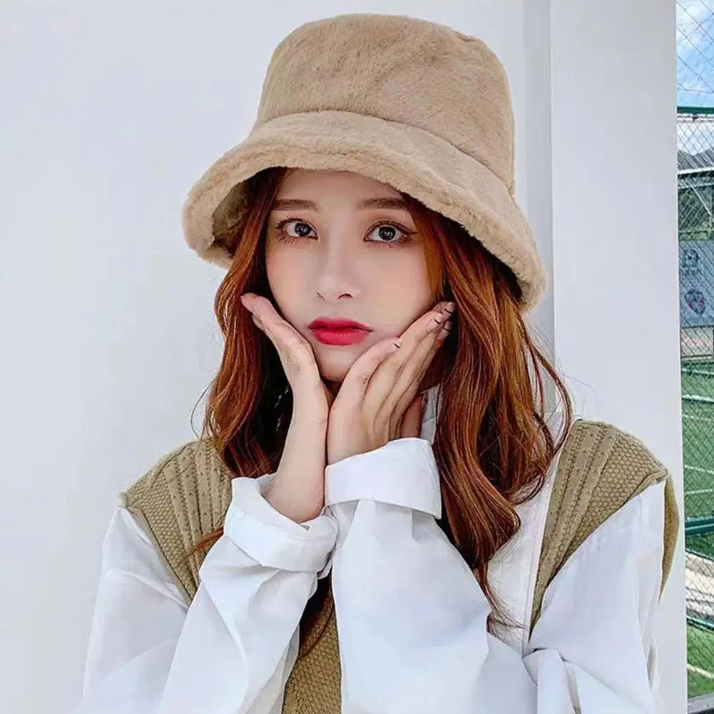 Plush Winter Wide Brim Bucket Hat