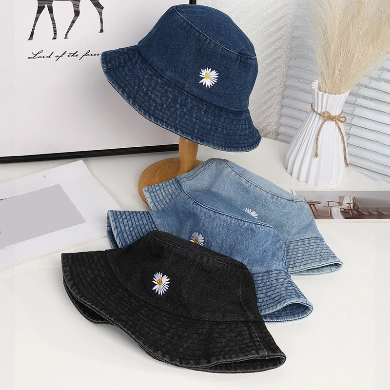 Vintage Daisy Embroidery Cowboy Bucket Hat